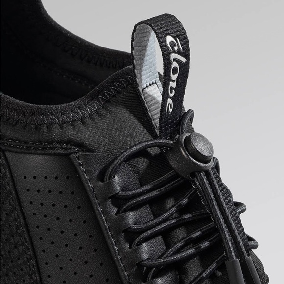 Clove Women’s Black Clove Classic Shoes - Picture 4 of 10